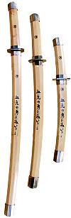 katana, wakizashi et tanto bois clair et m&eacute;tal (ensemble support en bois clair)